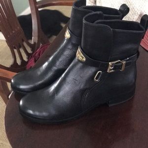 MICHAEL KORS LEATHER BOOTIES